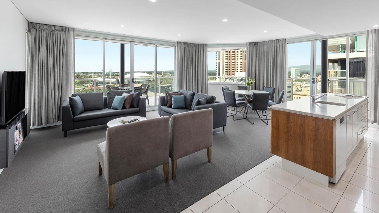 Oaks Adelaide Embassy Suites Luaran gambar