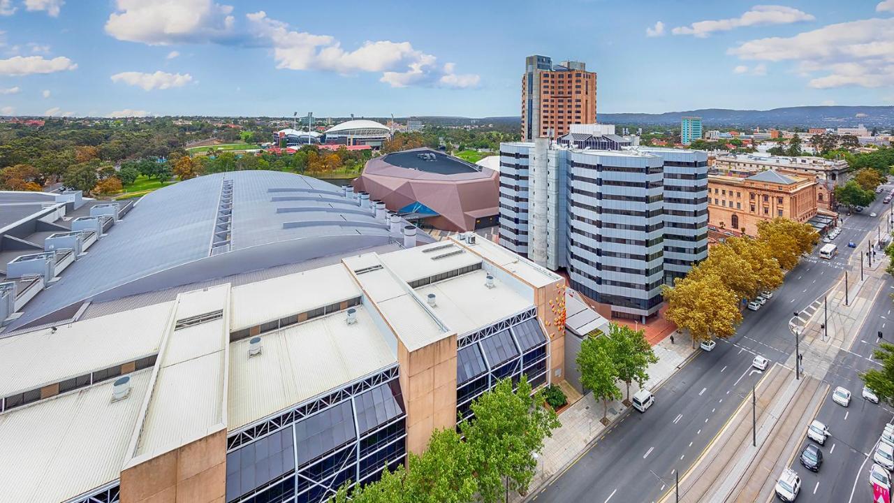 Oaks Adelaide Embassy Suites Luaran gambar